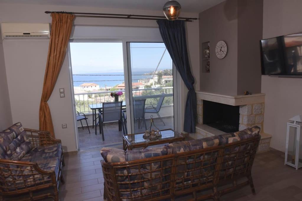 Katerina Luxury Suites Elia  Luaran gambar