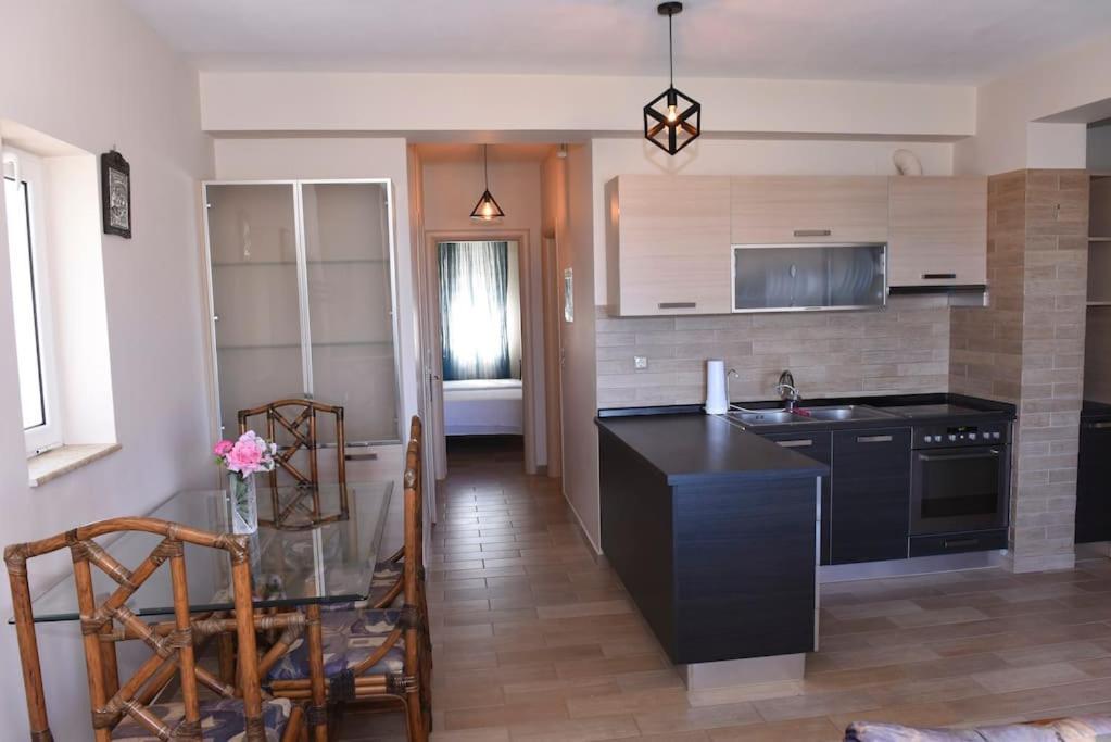 Katerina Luxury Suites Elia  Luaran gambar