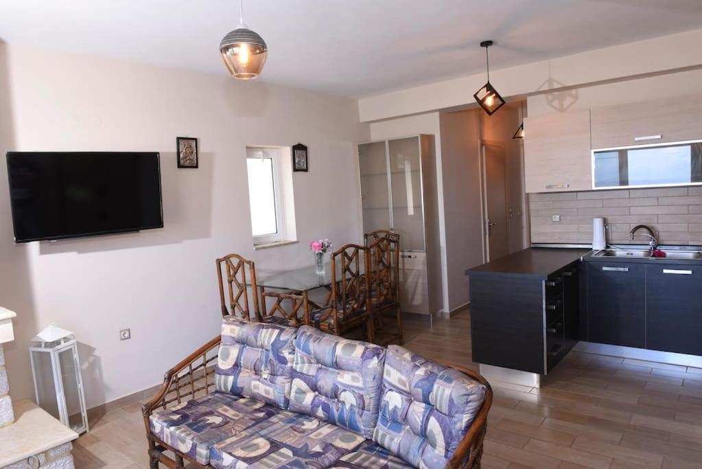 Katerina Luxury Suites Elia  Luaran gambar